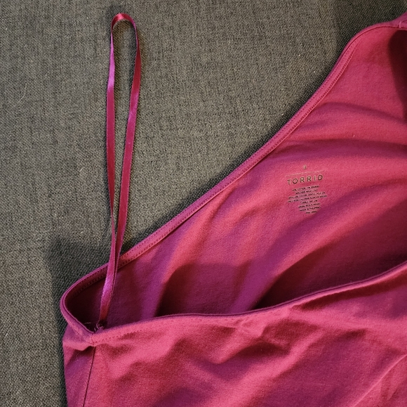 Torrid Plus Size 3 Foxy One Shoulder Cutout Top - Purple - Picture 5 of 8